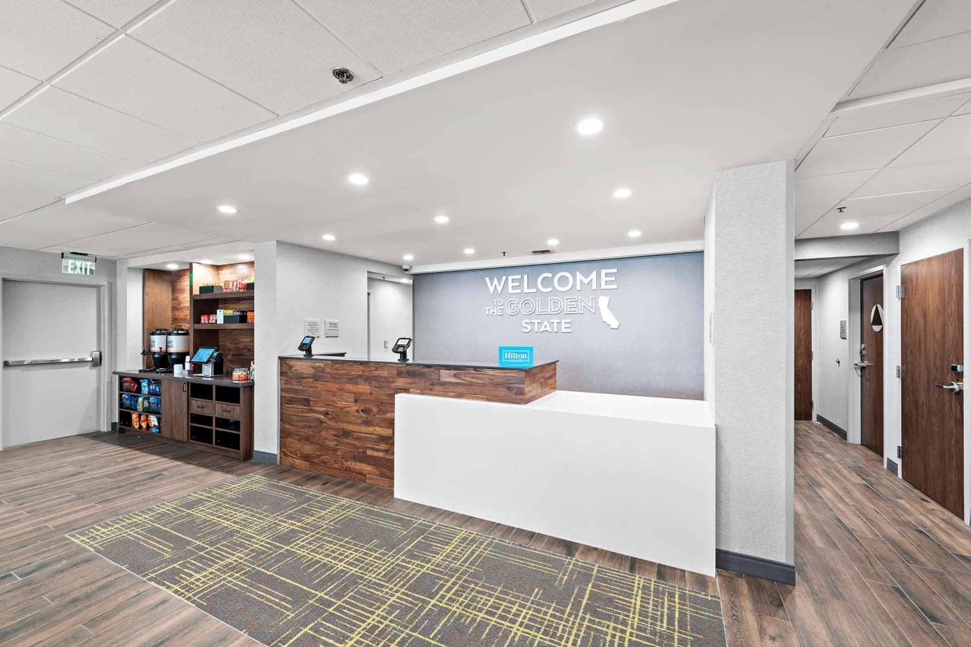 Hampton Inn by Hilton Los Angeles Airport LAX interior in Los Angeles, CA — gallery photo 2