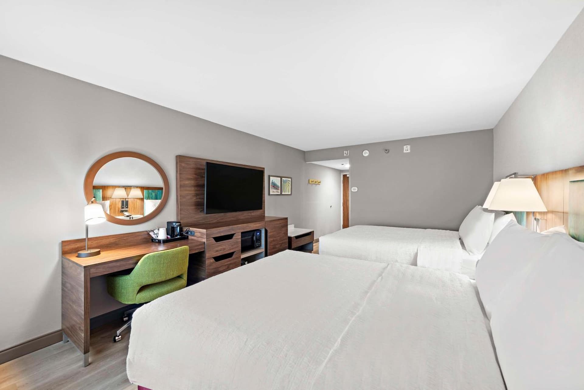 Hampton Inn by Hilton Los Angeles Airport LAX gallery photo in Los Angeles, CA — image 25
