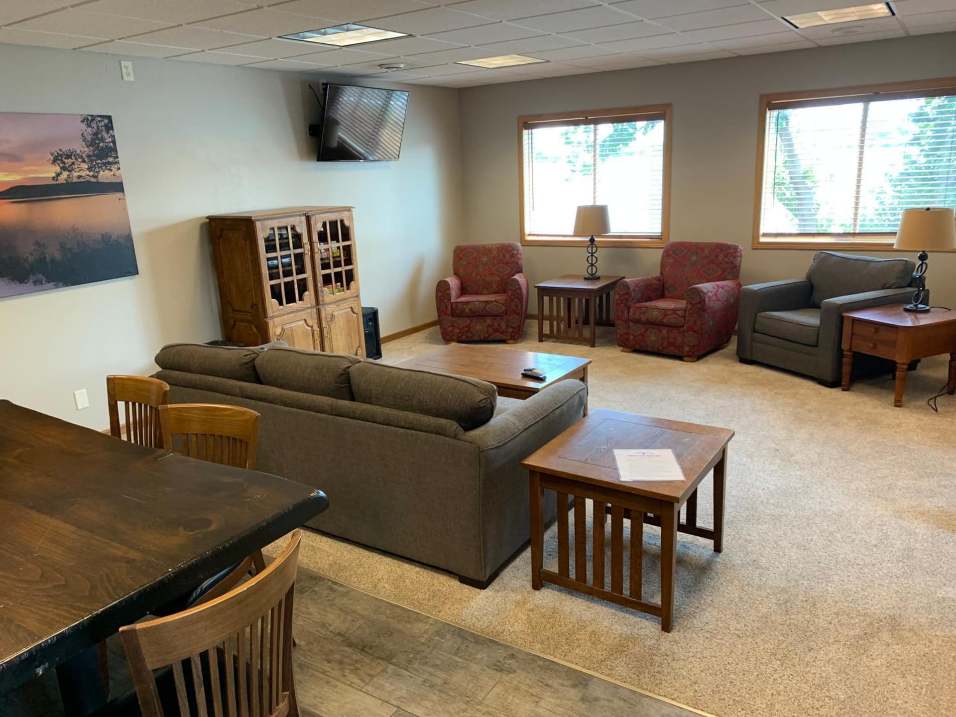 Luckys Lodge interior in Lodi, WI — gallery photo 2