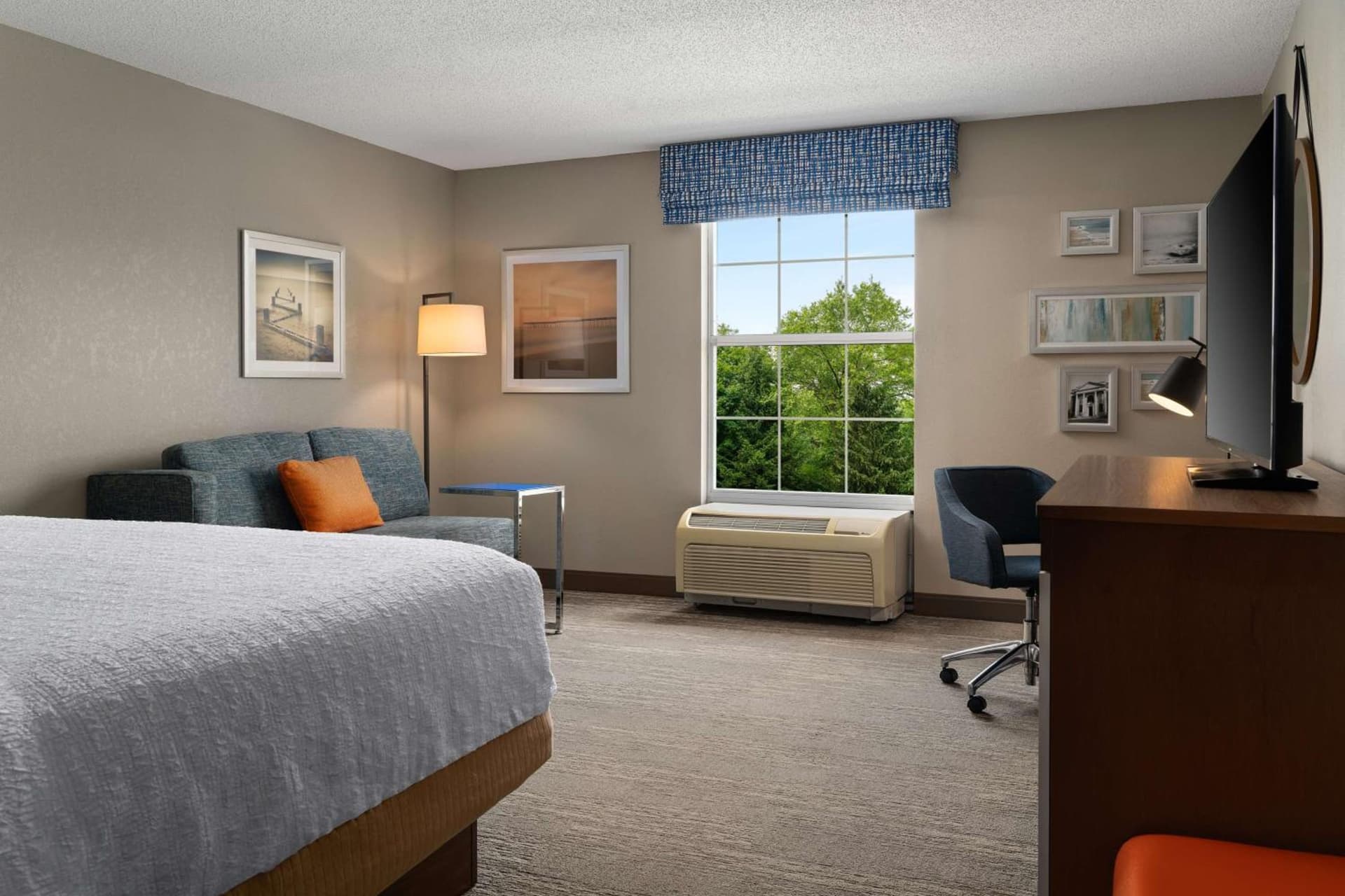 Hampton Inn South Kingstown - Newport Area gallery photo in South Kingstown, RI — image 14