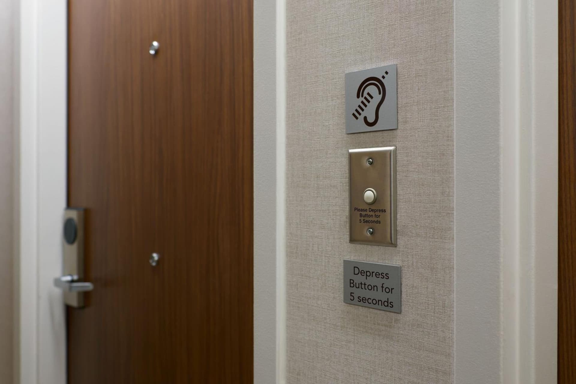 Courtyard by Marriott Los Angeles Pasadena Old Town gallery photo in Pasadena, CA — image 22