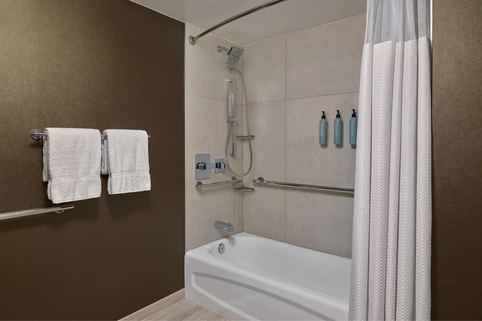 Courtyard by Marriott Los Angeles Pasadena Old Town gallery photo in Pasadena, CA — image 37
