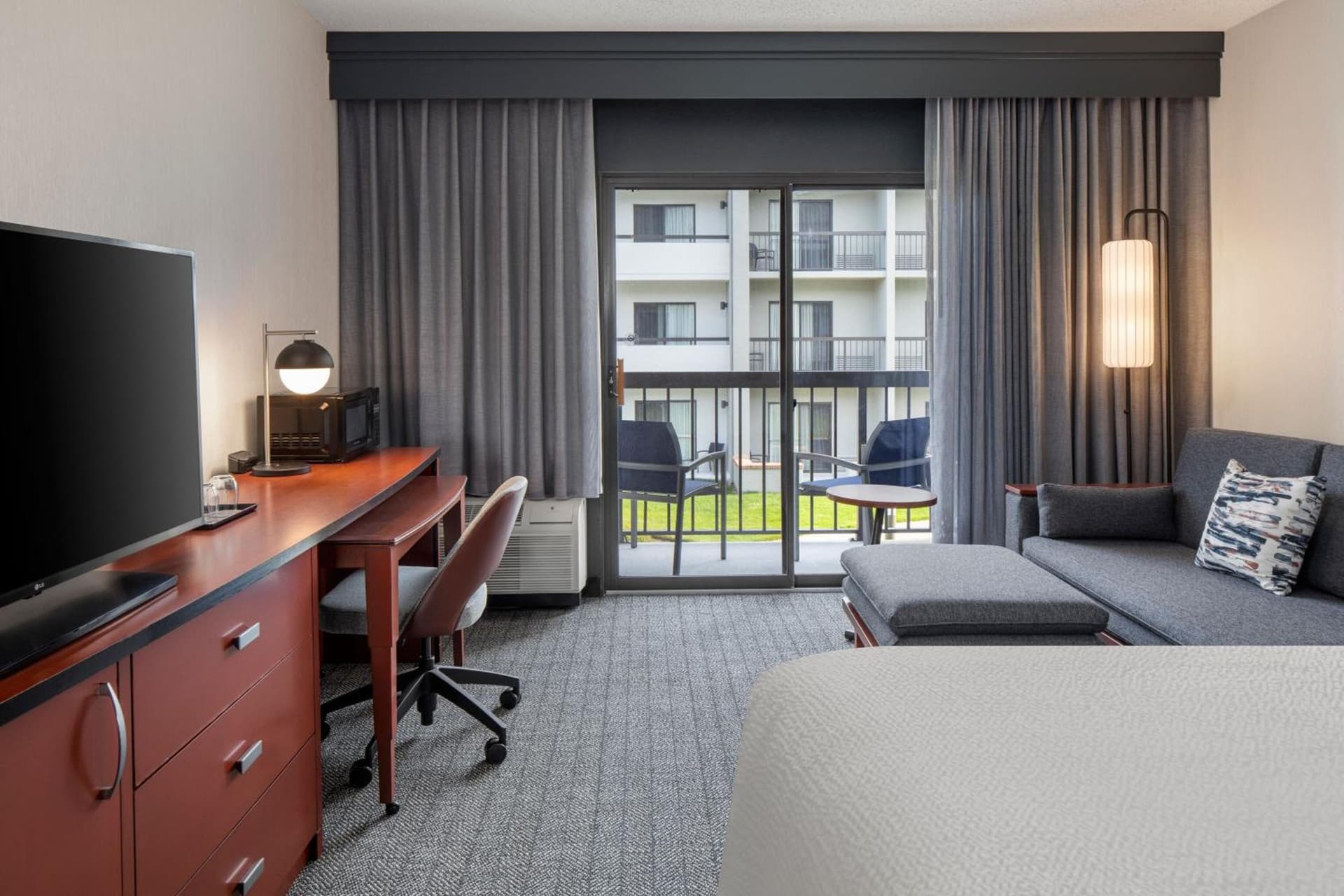 Courtyard by Marriott Chicago Waukegan / Gurnee gallery photo in Waukegan, IL — image 35