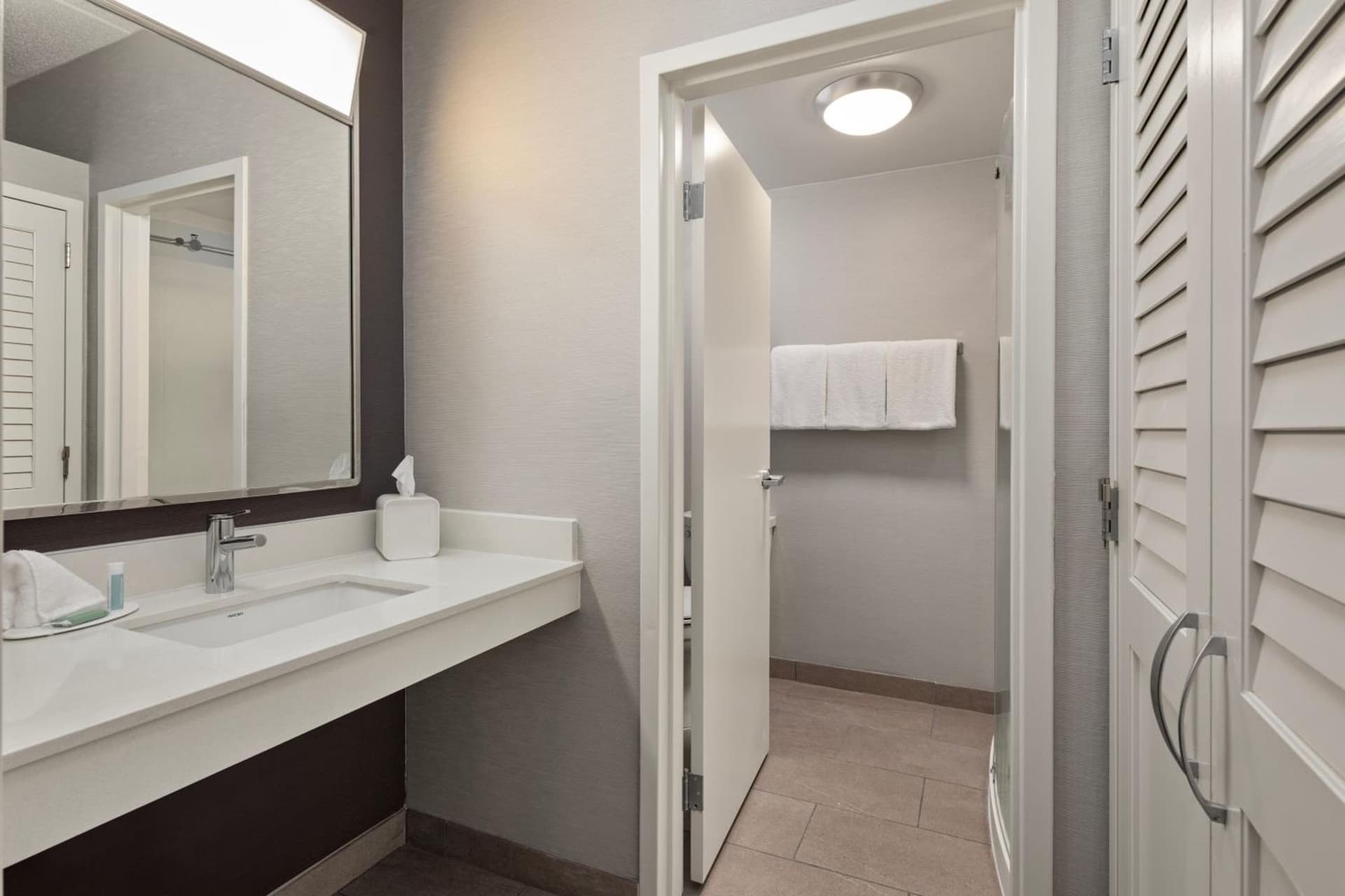 Courtyard by Marriott Chicago Waukegan / Gurnee gallery photo in Waukegan, IL — image 18