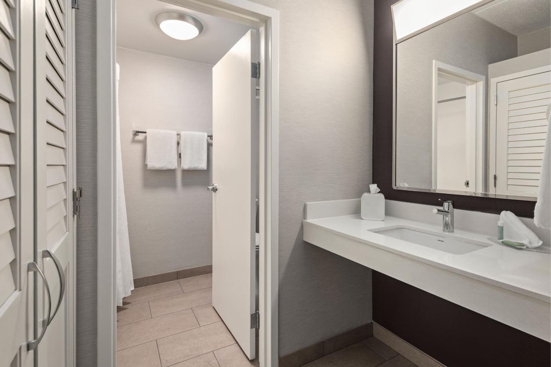 Courtyard by Marriott Chicago Waukegan / Gurnee gallery photo in Waukegan, IL — image 12