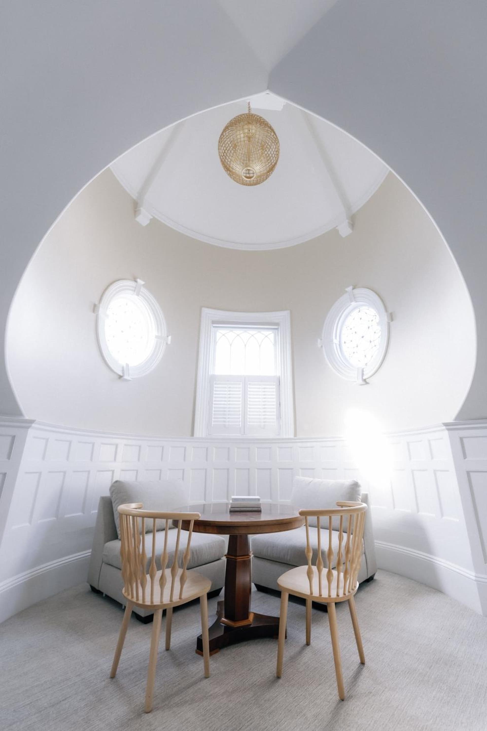 The Bell Inn interior in Peabody, MA — gallery photo 2