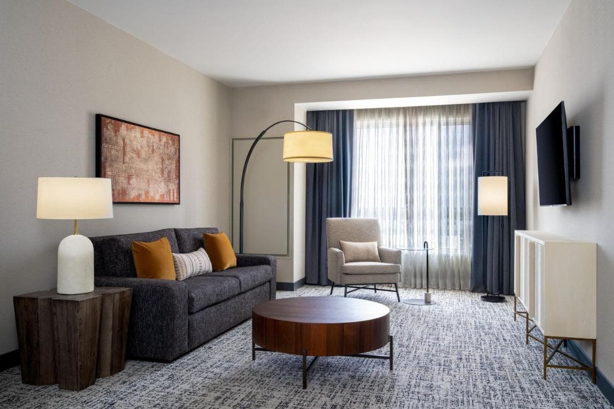Delta Hotels by Marriott Wichita Falls Convention Center gallery photo in Wichita Falls, TX — image 77