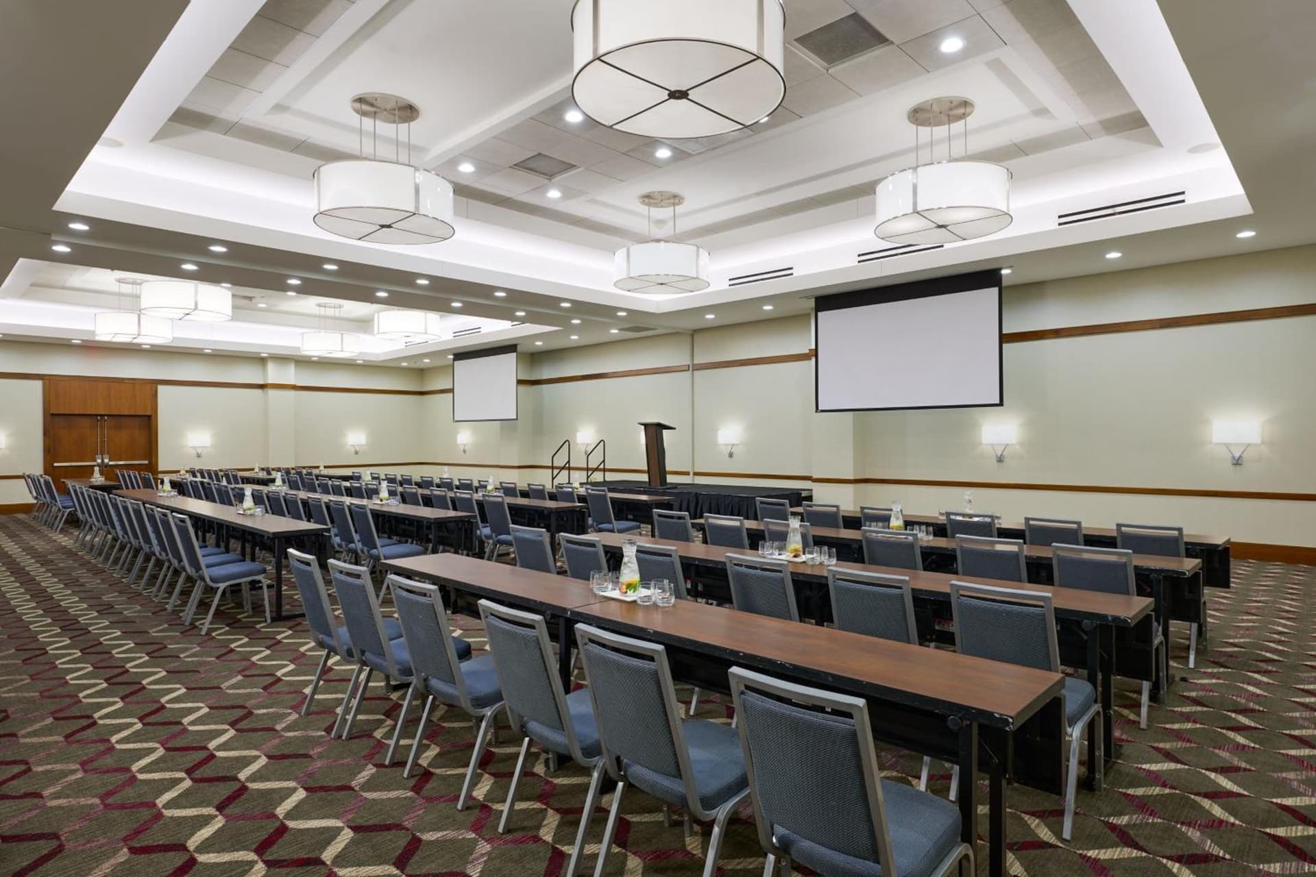 Residence Inn Arlington Capital View gallery photo in Arlington, VA — image 28