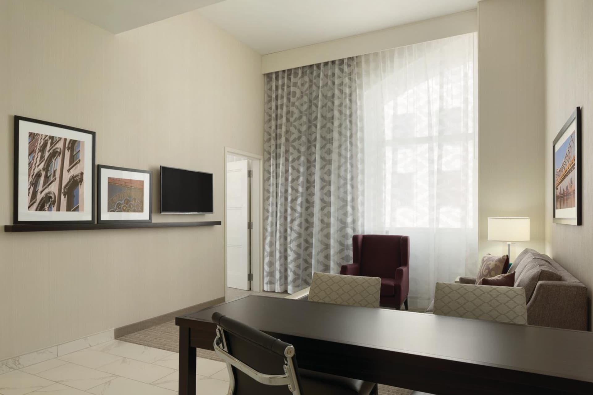Embassy Suites Louisville Downtown gallery photo in Louisville, KY — image 35