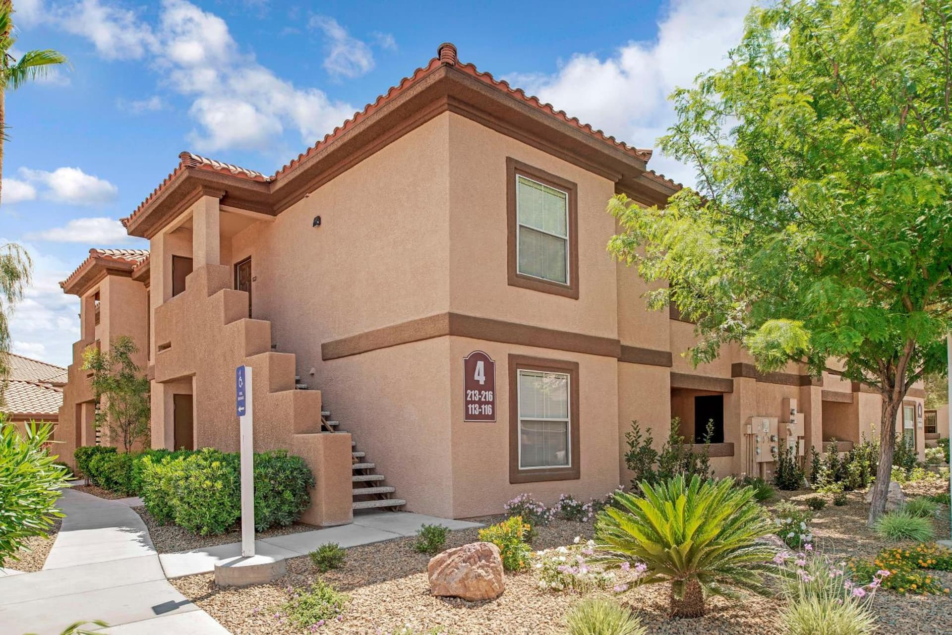Hilton Vacation Club Desert Retreat Las Vegas gallery photo in Las Vegas, NV — image 52