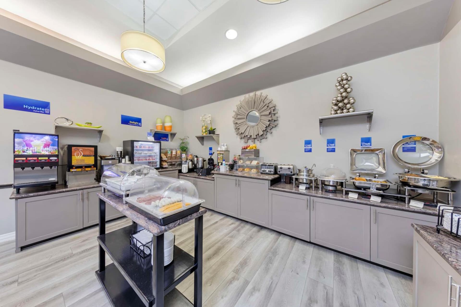 Best Western Canoga Park Motor Inn gallery photo in Canoga Park, CA — image 9