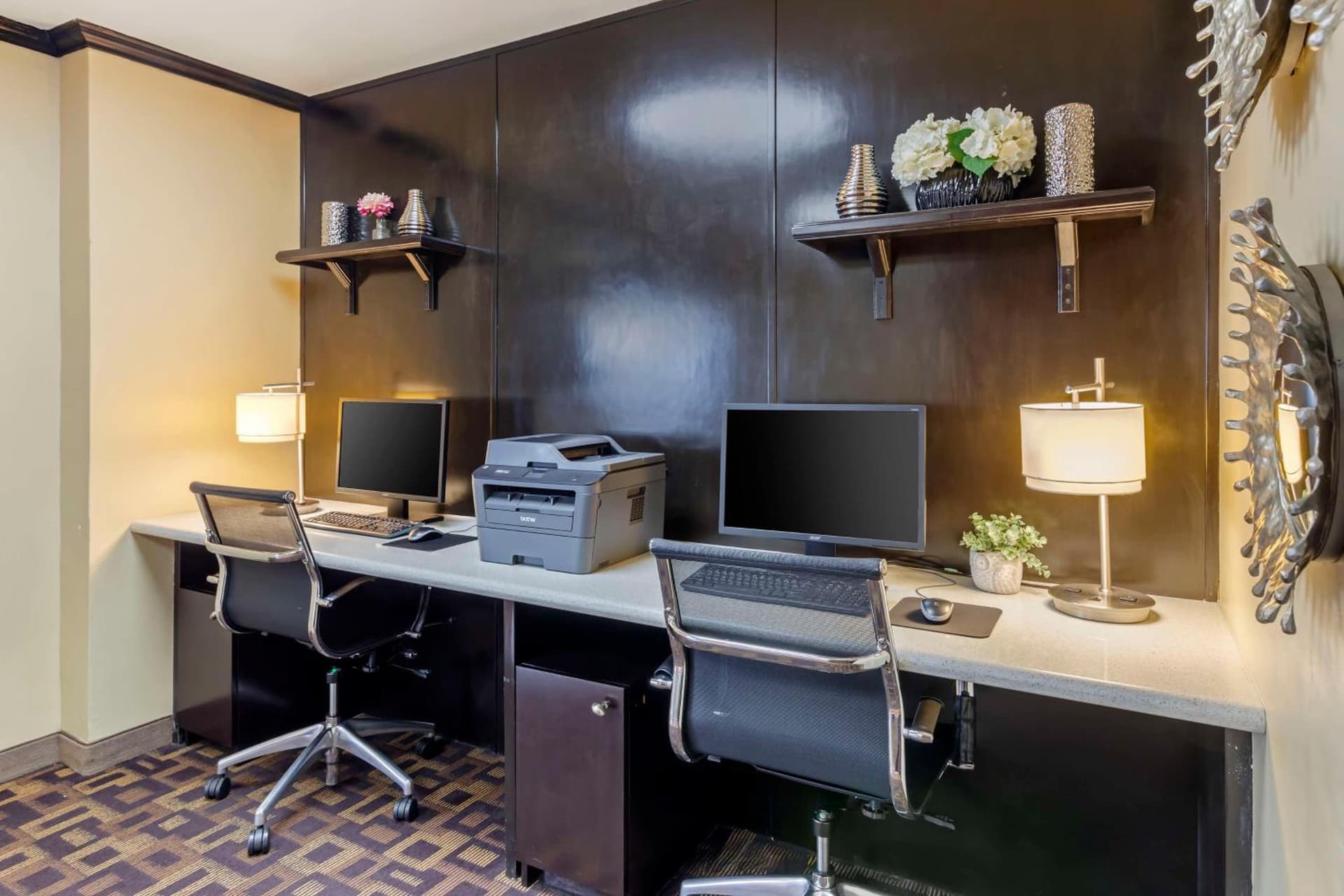 Best Western Canoga Park Motor Inn gallery photo in Canoga Park, CA — image 11