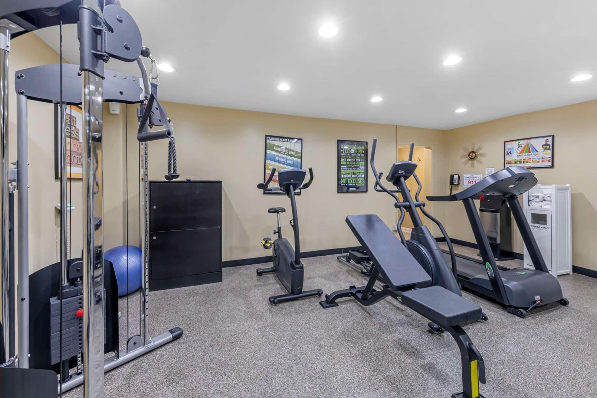 Best Western Canoga Park Motor Inn gallery photo in Canoga Park, CA — image 34