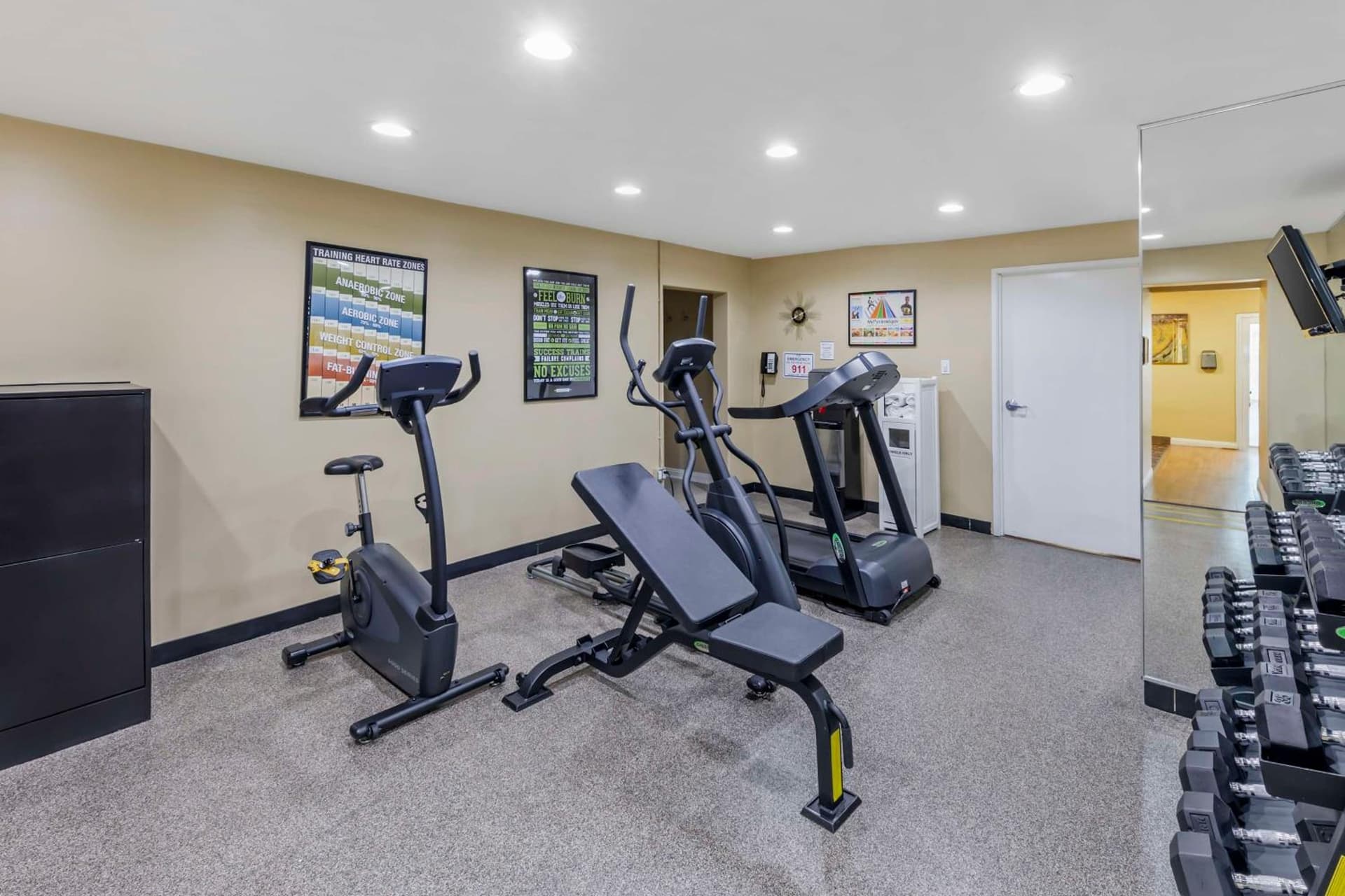 Best Western Canoga Park Motor Inn gallery photo in Canoga Park, CA — image 15