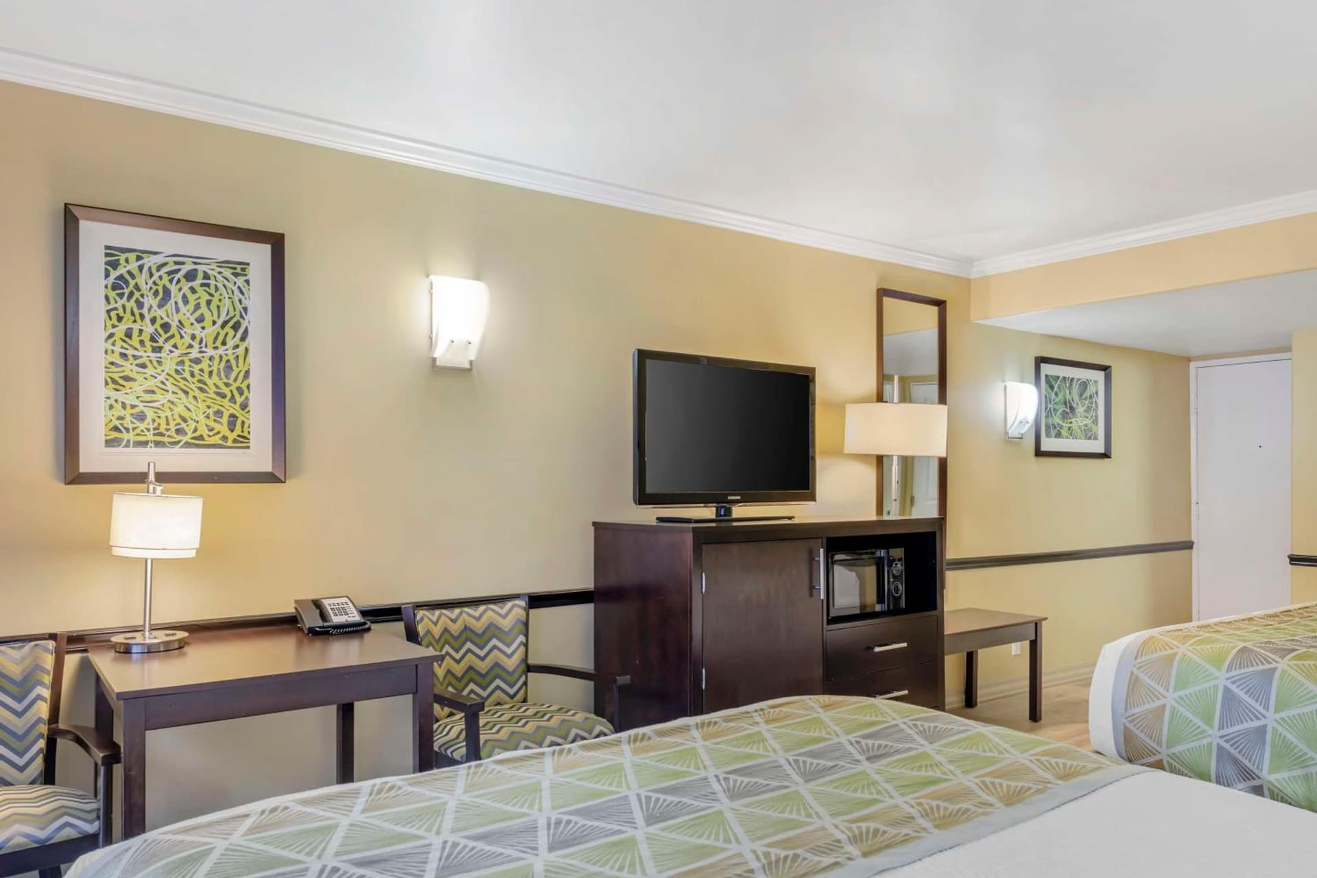 Best Western Canoga Park Motor Inn gallery photo in Canoga Park, CA — image 5