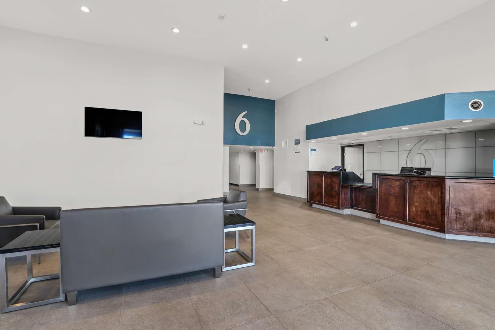 Studio 6 Suites Perris, CA gallery photo in Perris, CA — image 14