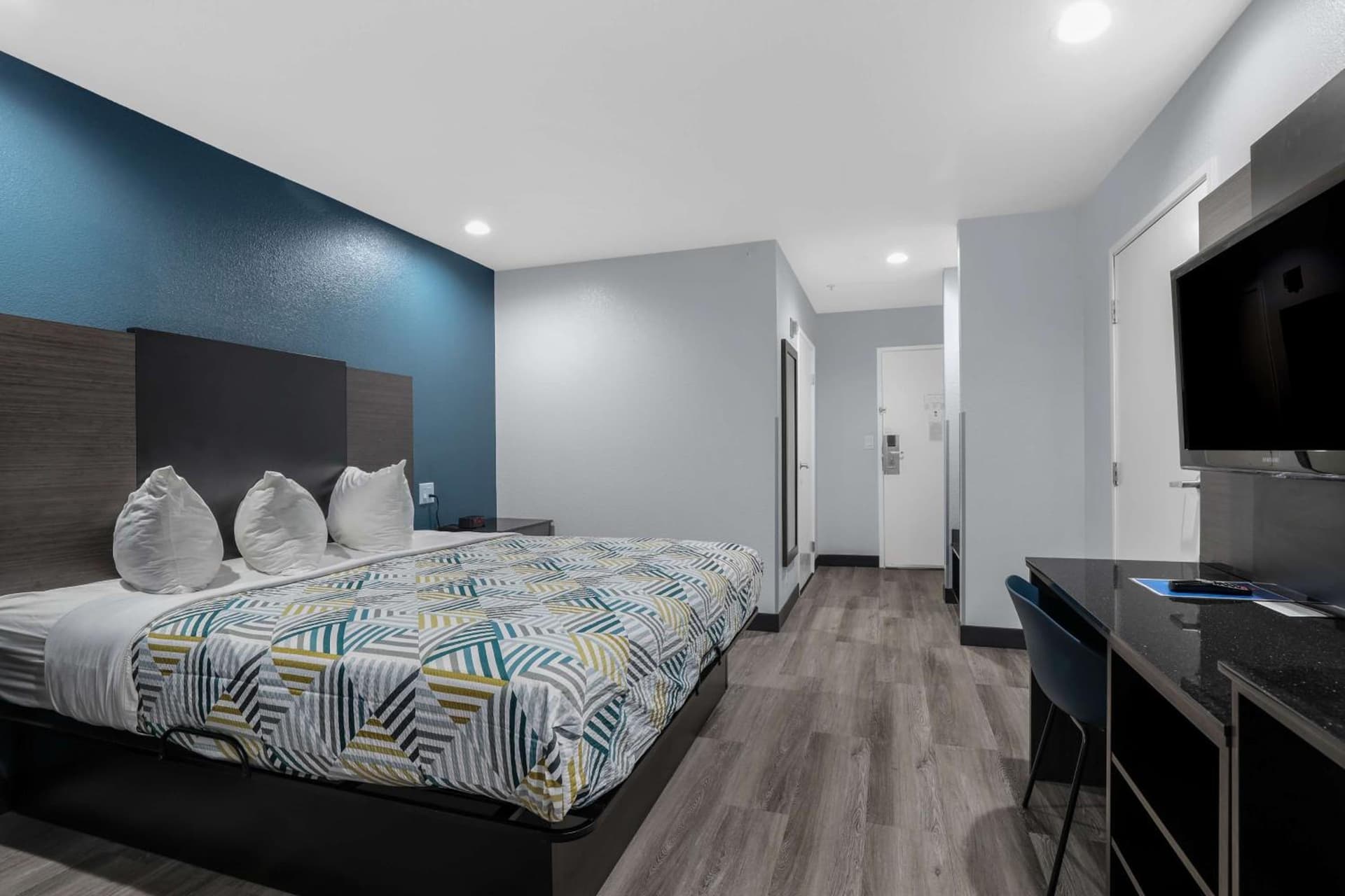 Studio 6 Suites Perris, CA gallery photo in Perris, CA — image 20