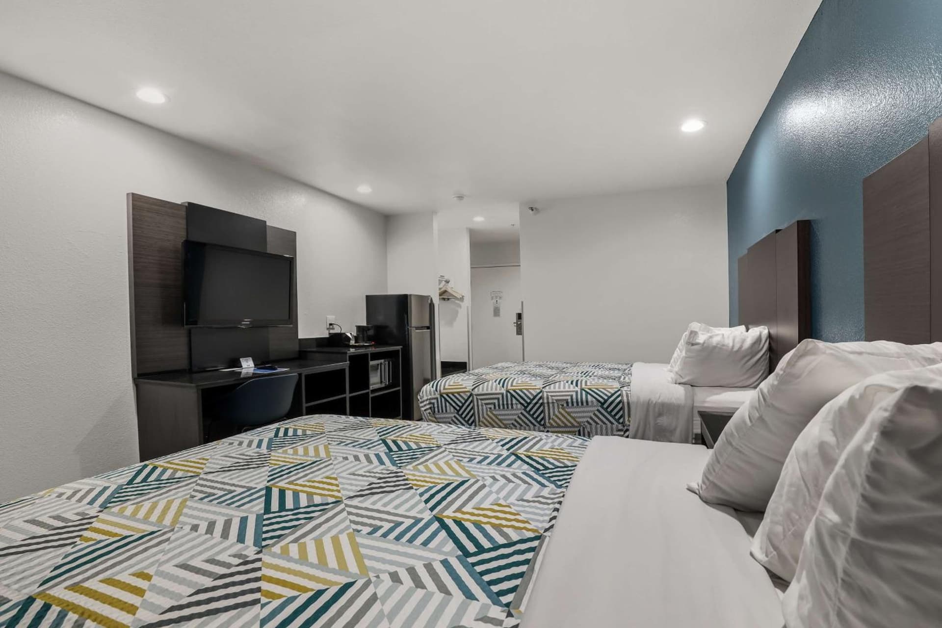 Studio 6 Suites Perris, CA gallery photo in Perris, CA — image 50