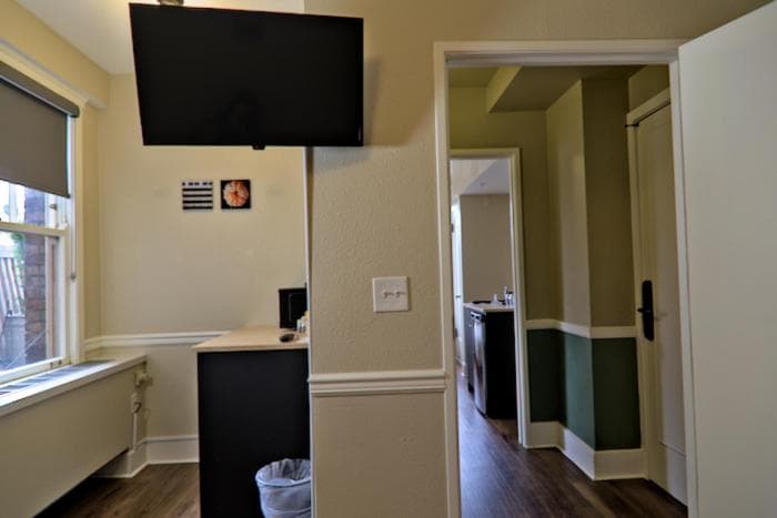 Hotel Leo gallery photo in Bellingham, WA — image 51