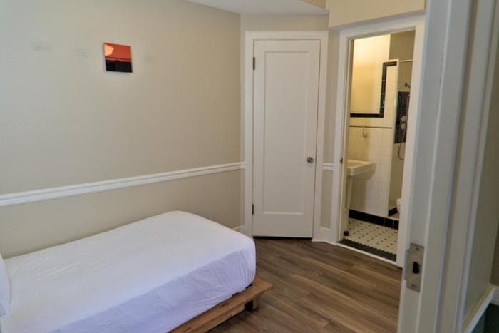Hotel Leo gallery photo in Bellingham, WA — image 54