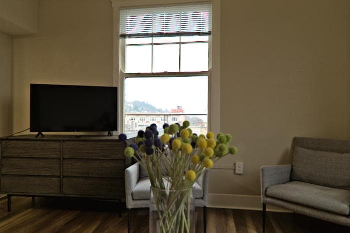 Hotel Leo gallery photo in Bellingham, WA — image 67