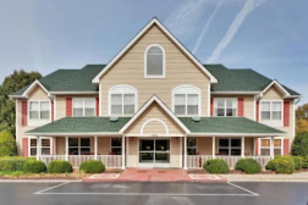 Radiant Inn and Suites exterior or lobby in Murfreesboro, TN — main listing photo