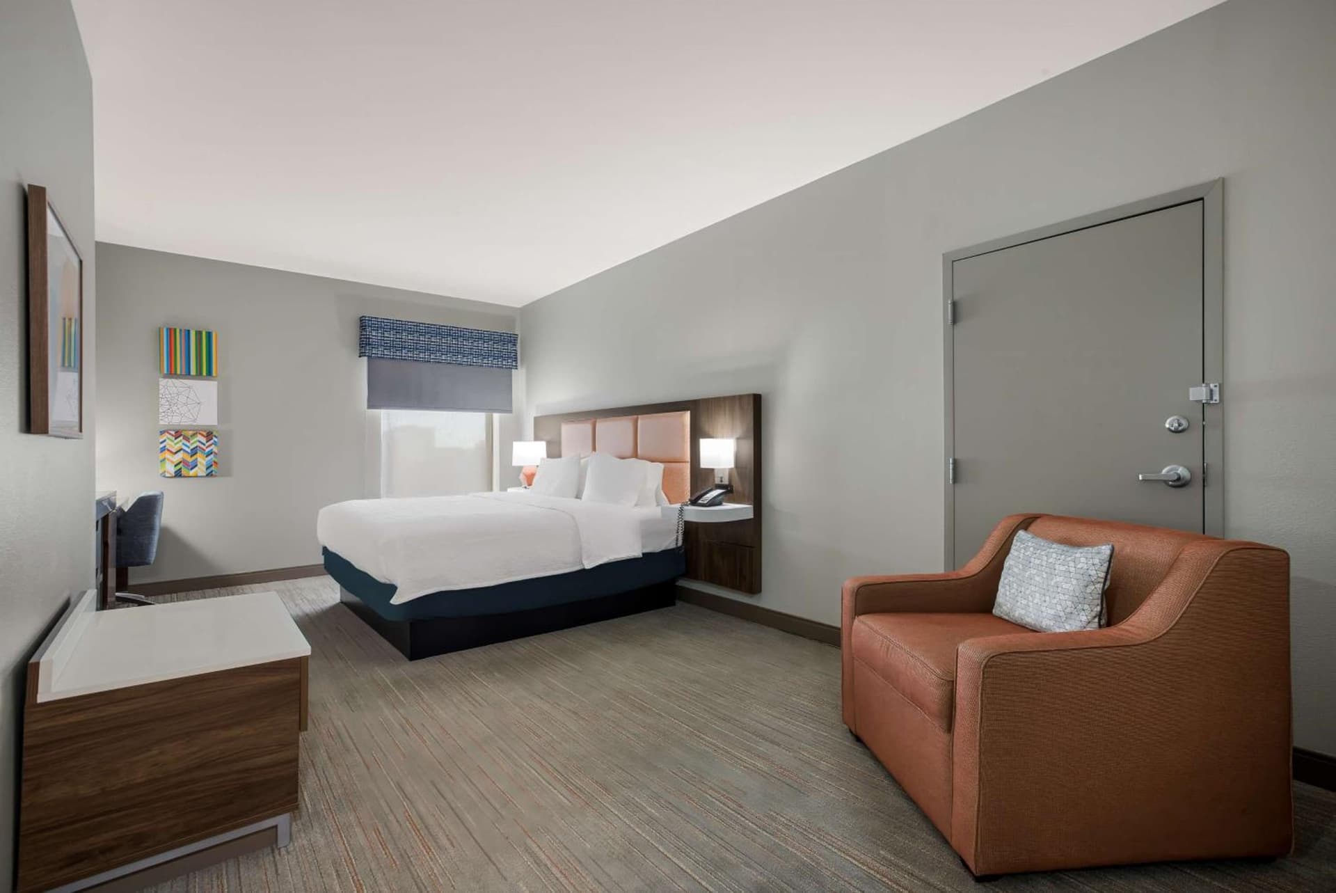 Hampton Inn Linden gallery photo in Linden, NJ — image 11