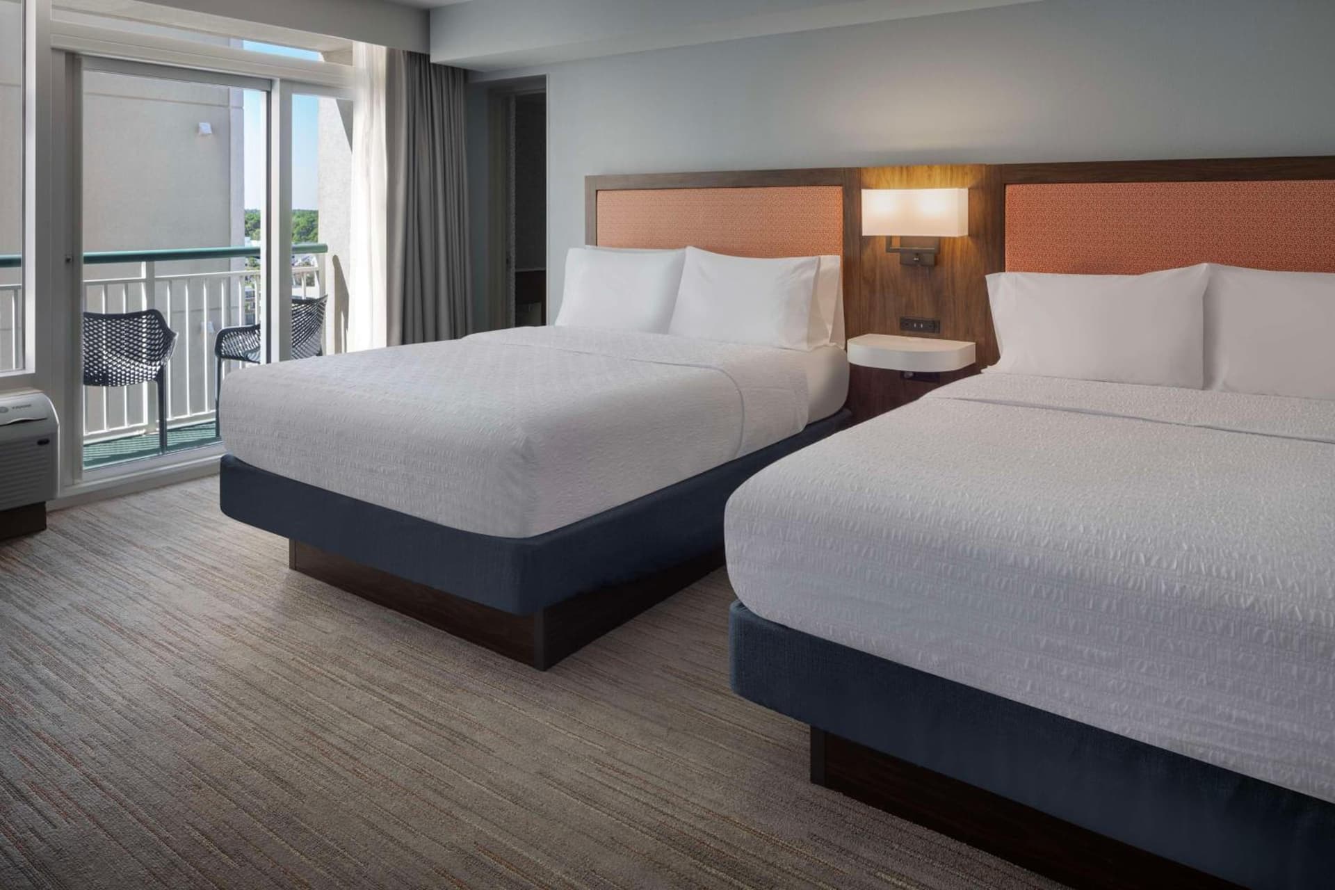 Hampton Inn & Suites Myrtle Beach Oceanfront gallery photo in Myrtle Beach, SC — image 37