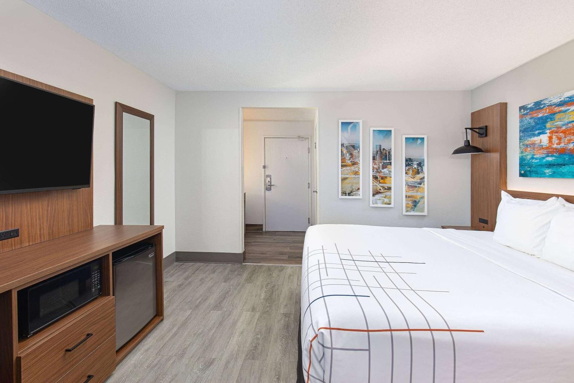 La Quinta by Wyndham Nashville Airport gallery photo in Nashville, TN — image 6