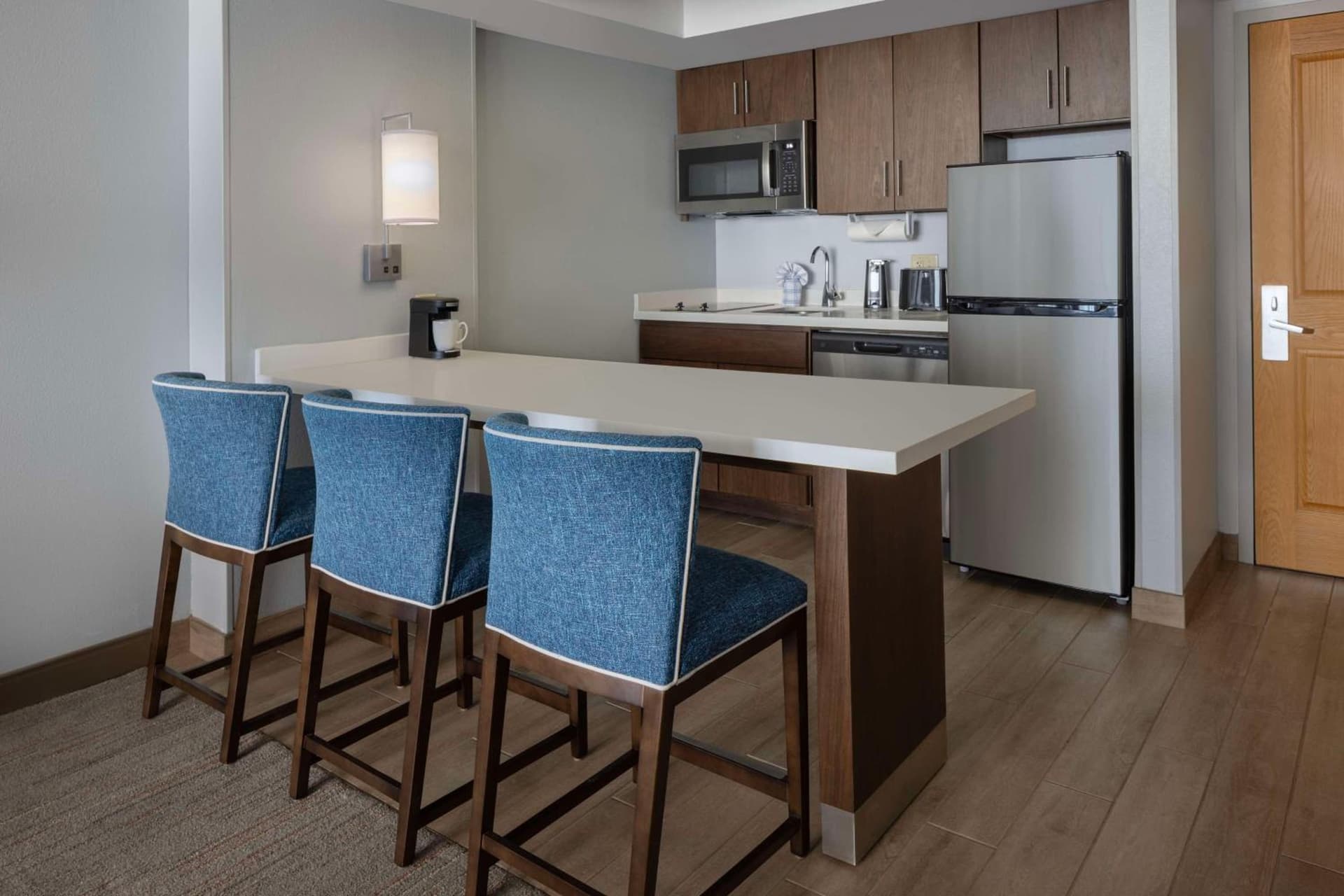 Hampton Inn & Suites Myrtle Beach Oceanfront gallery photo in Myrtle Beach, SC — image 35