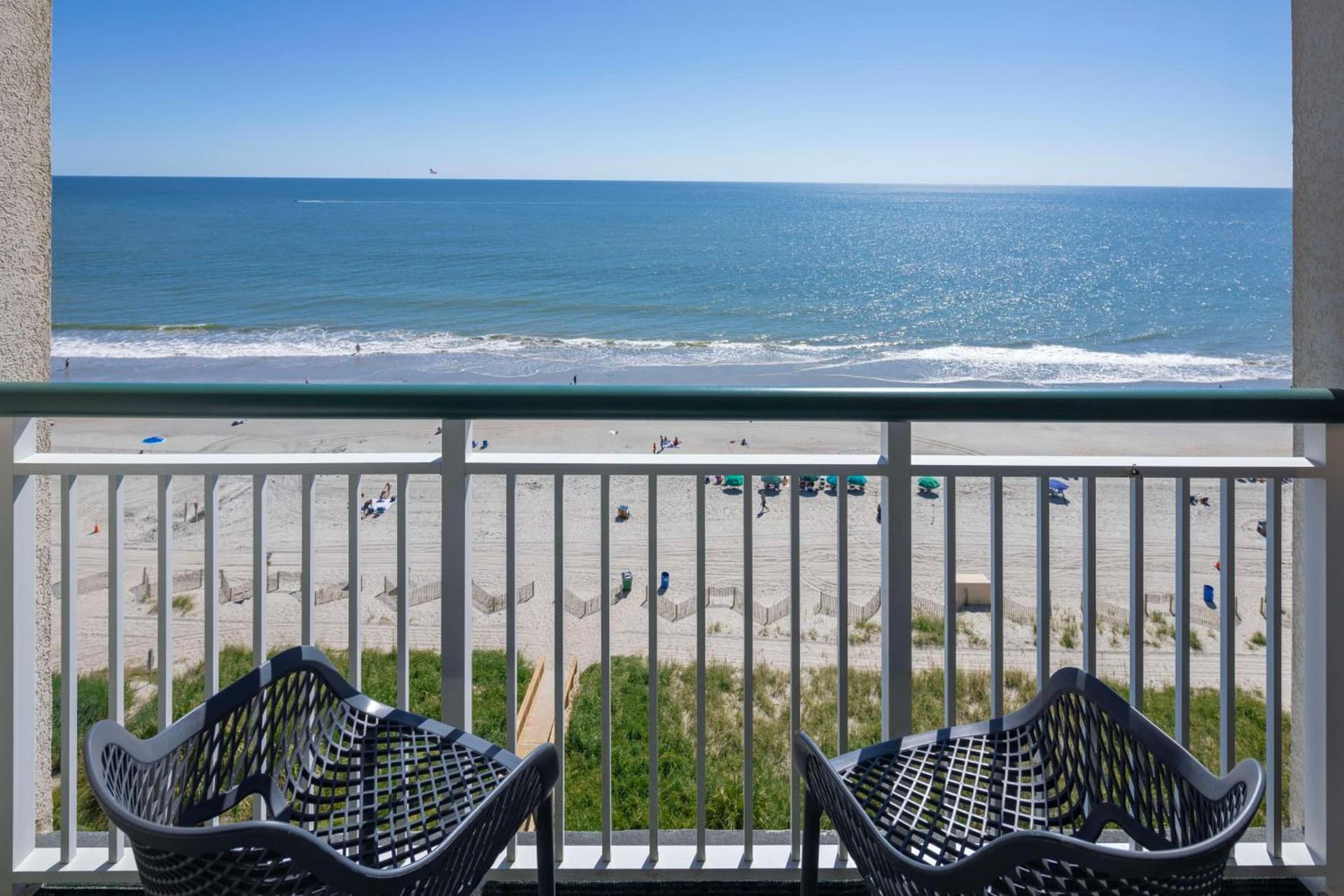 Hampton Inn & Suites Myrtle Beach Oceanfront gallery photo in Myrtle Beach, SC — image 41