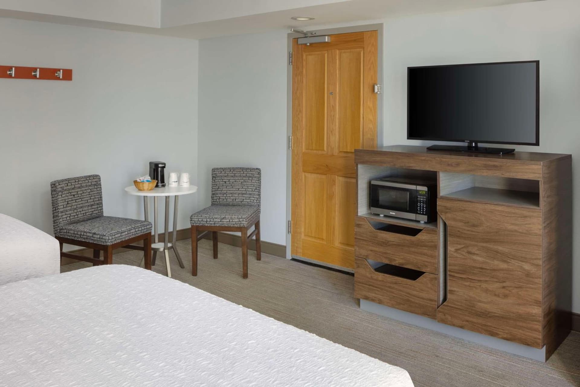 Hampton Inn & Suites Myrtle Beach Oceanfront gallery photo in Myrtle Beach, SC — image 16