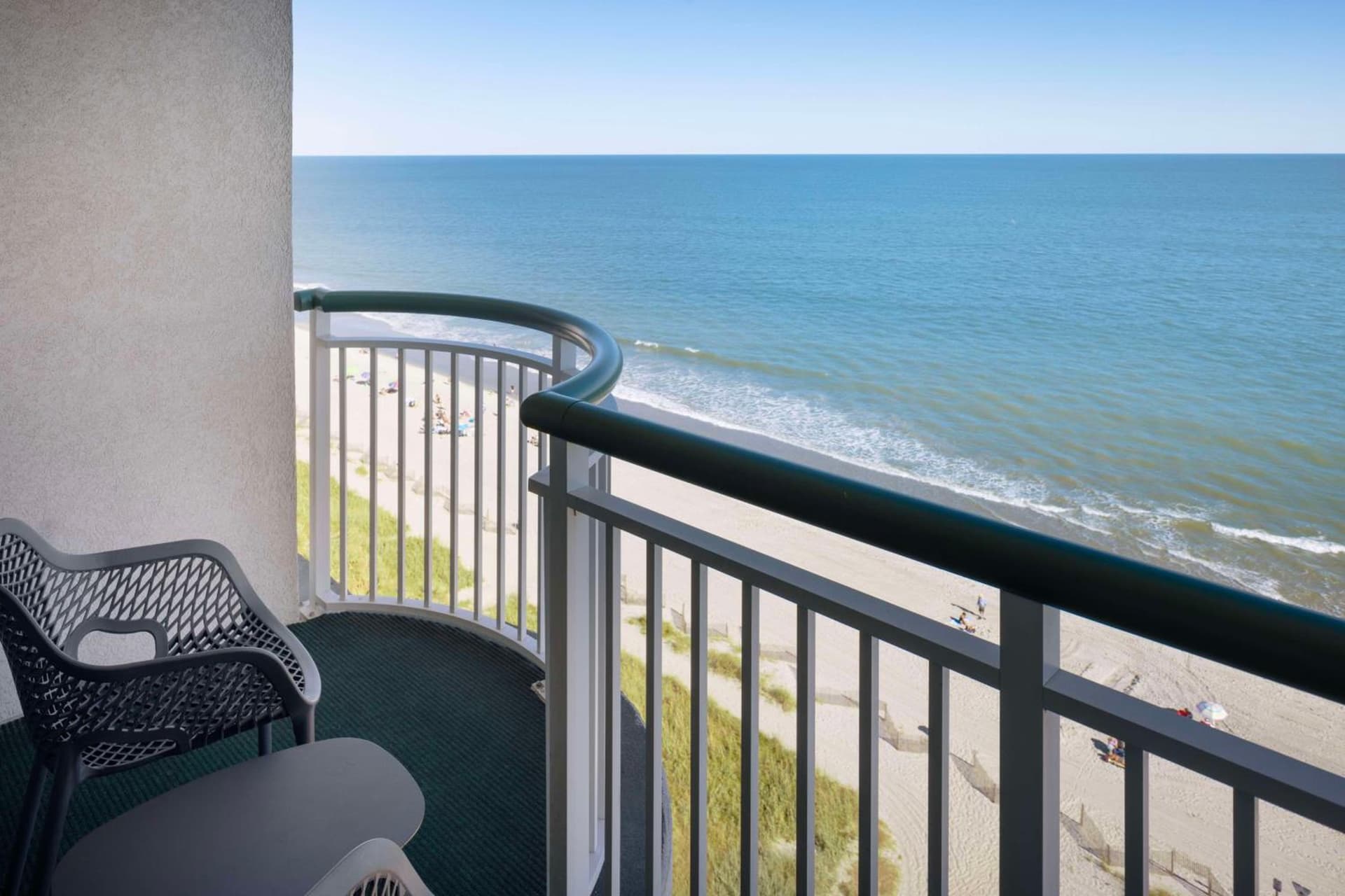 Hampton Inn & Suites Myrtle Beach Oceanfront gallery photo in Myrtle Beach, SC — image 26