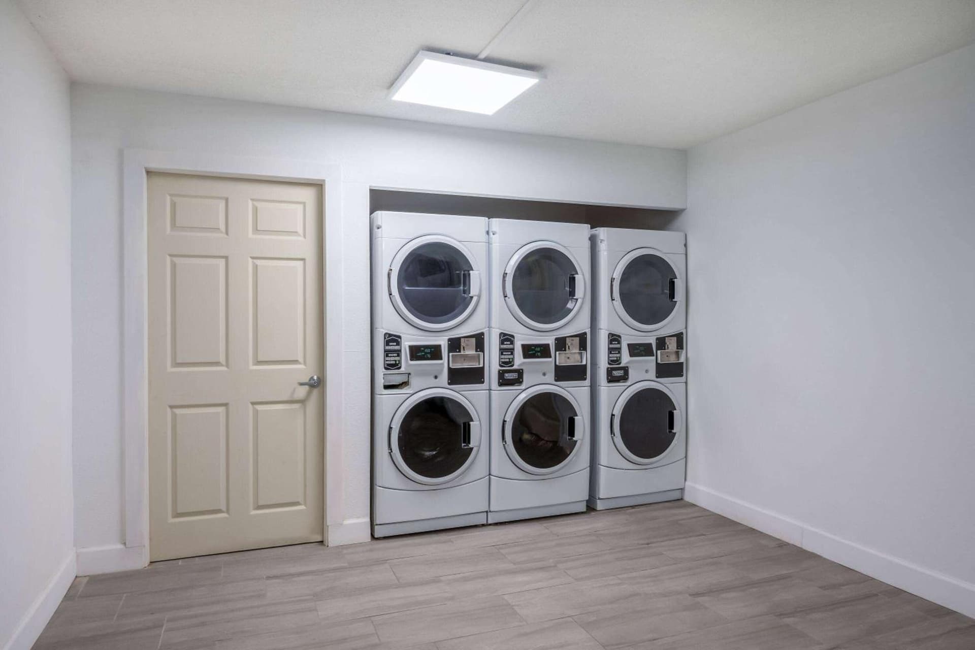 Wyndham Garden Columbia-Ft Jackson gallery photo in Columbia, SC — image 23
