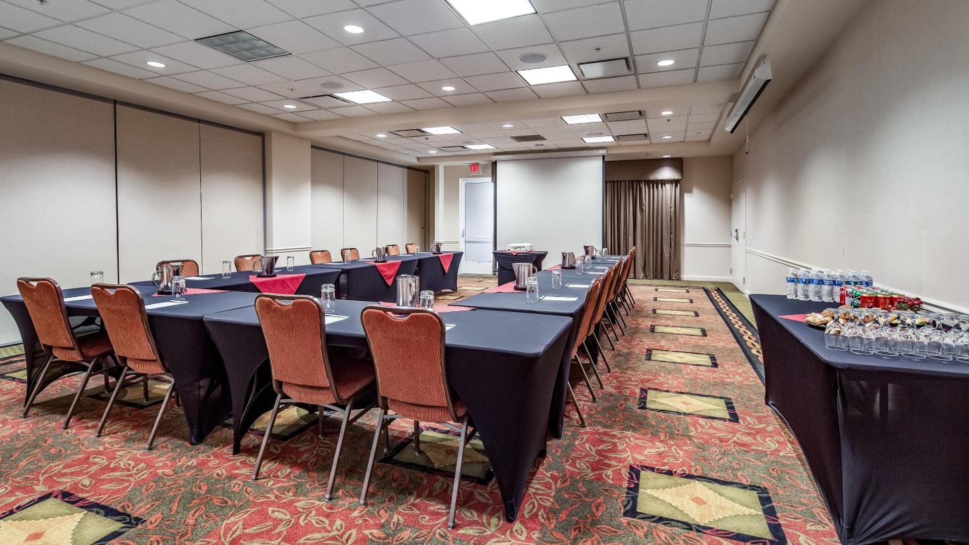 Hilton Garden Inn Denver Airport exterior or lobby in Aurora, CO — main listing photo