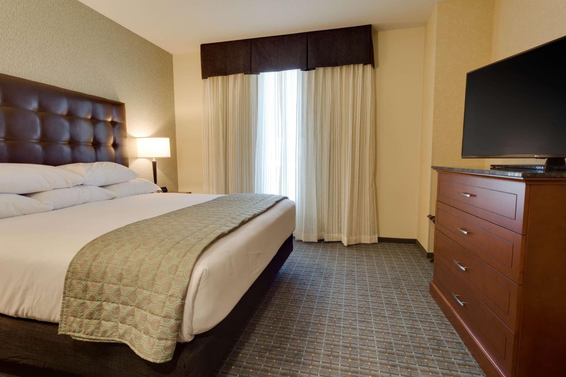Drury Plaza Hotel St. Louis St. Charles gallery photo in St. Charles, MO — image 4