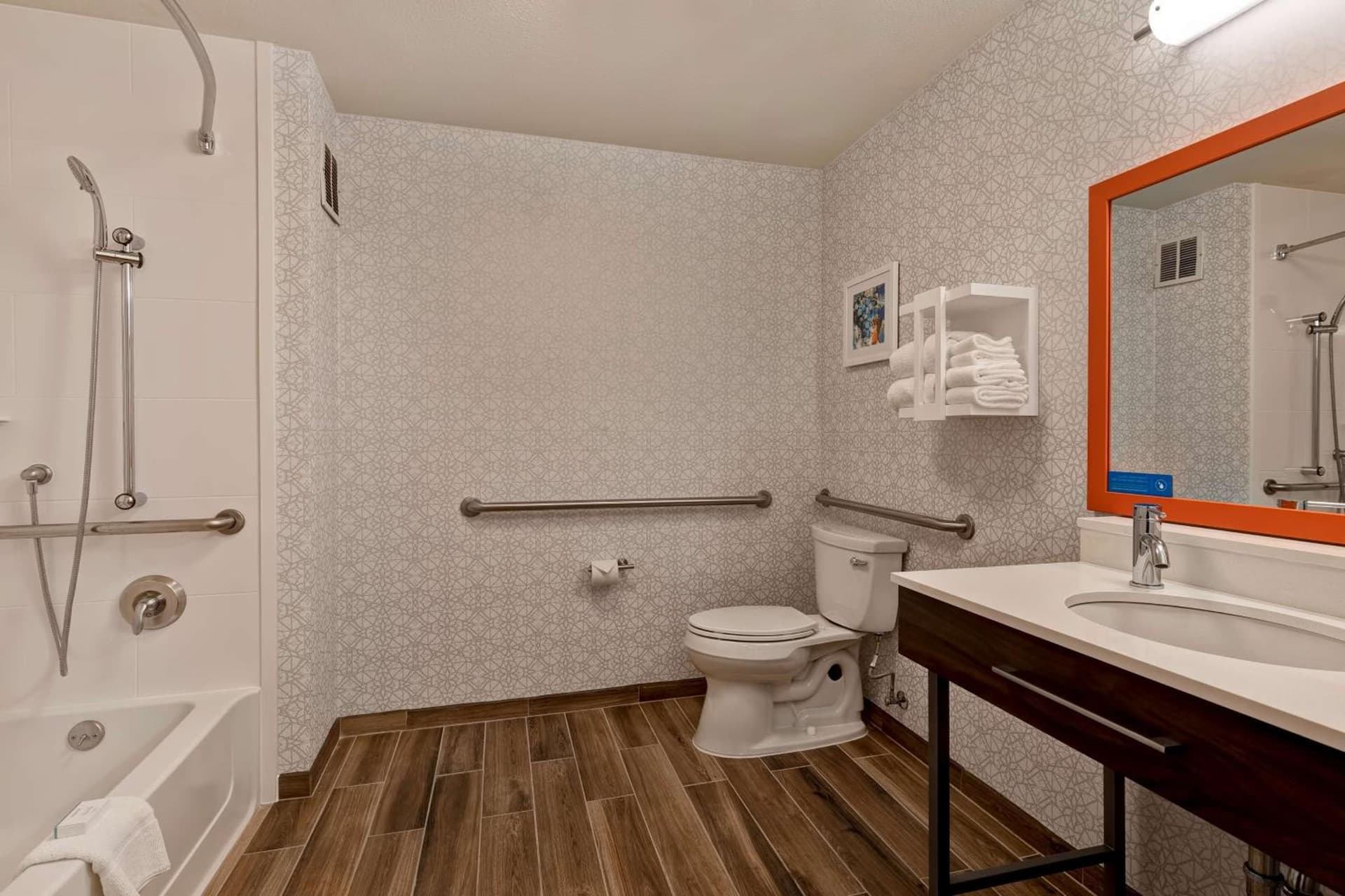 Hampton Inn & Suites Rohnert Park - Sonoma County gallery photo in Rohnert Park, CA — image 11