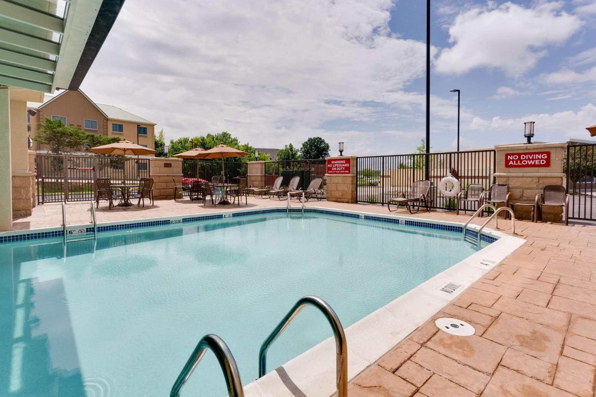 Drury Plaza Hotel Columbia East gallery photo in Columbia, MO — image 45
