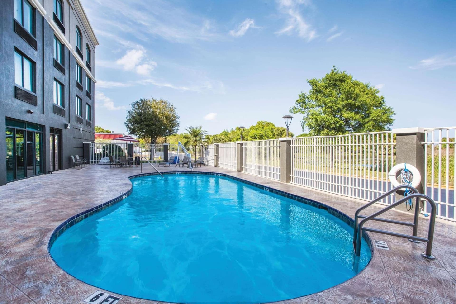 La Quinta by Wyndham Clearwater South gallery photo in Clearwater, FL — image 9