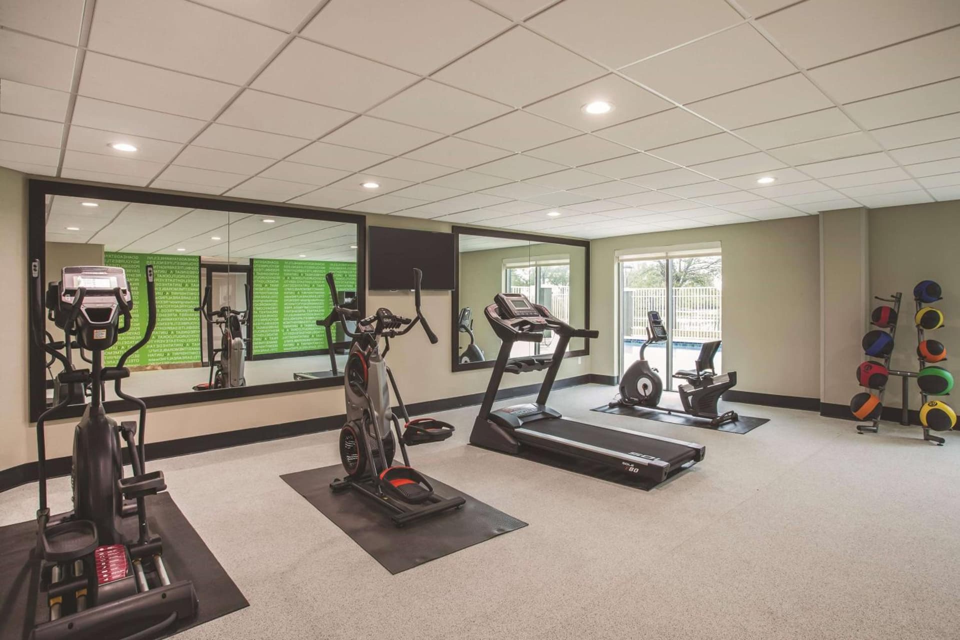 La Quinta by Wyndham Clearwater South gallery photo in Clearwater, FL — image 28