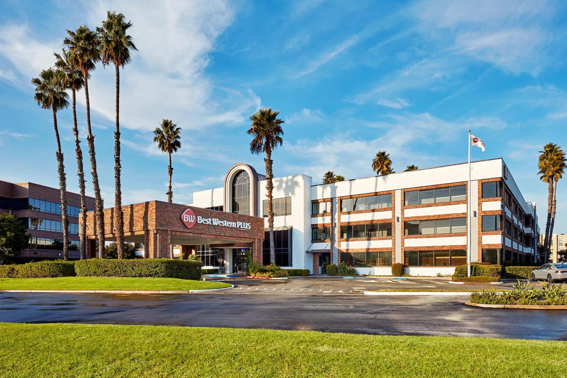 Best Western Plus Meridian Inn & Suites, Anaheim-Orange gallery photo in Orange, CA — image 47