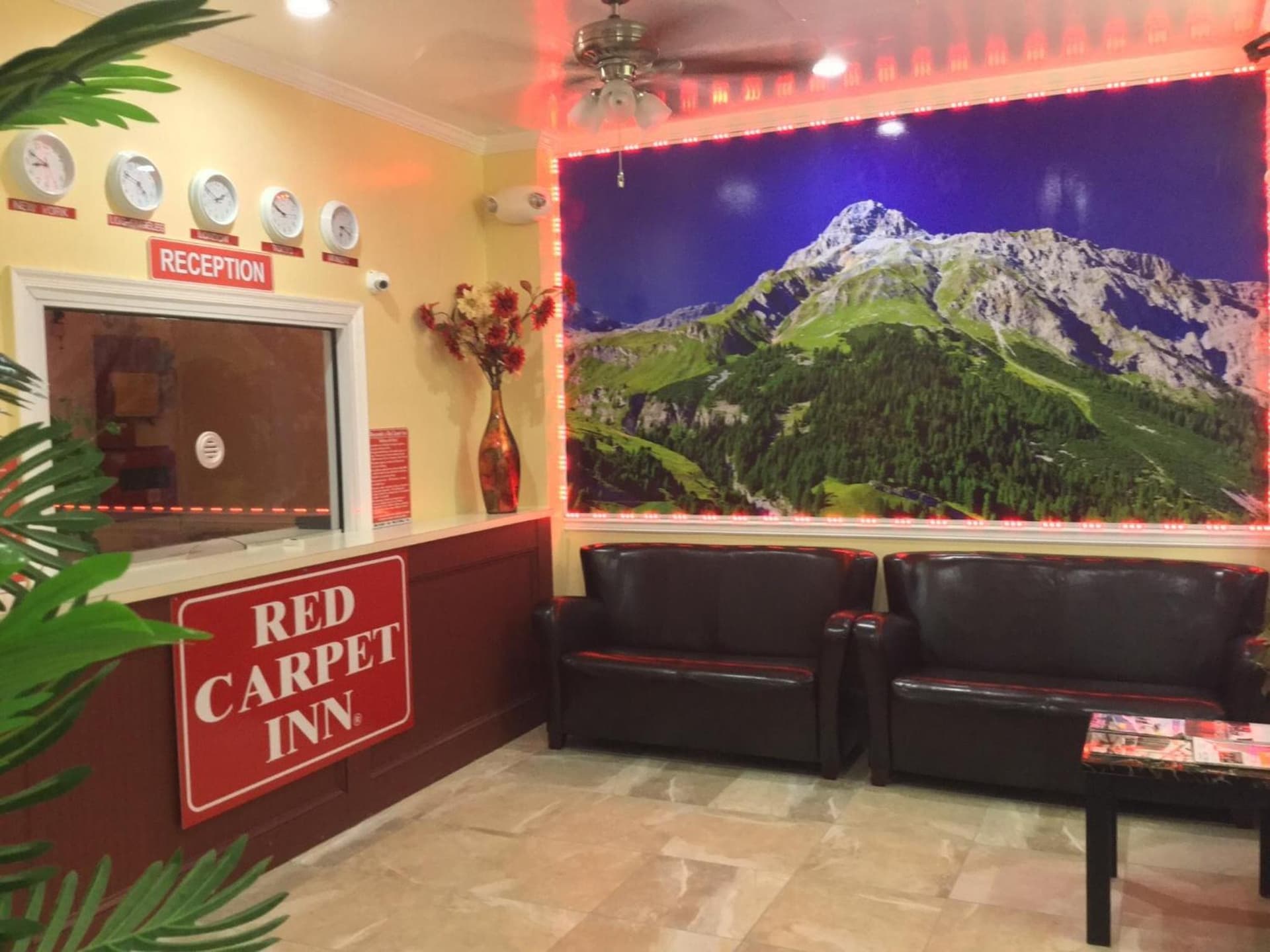 Red Carpet Inn-Bridgeton/Vineland interior in Bridgeton, NJ — gallery photo 2