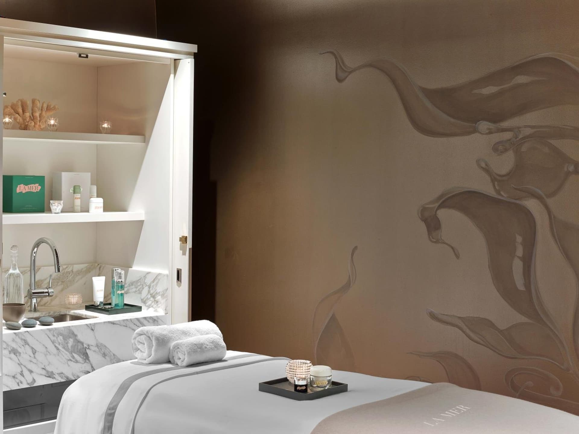 Baccarat Hotel and Residences New York gallery photo in New York, NY — image 23