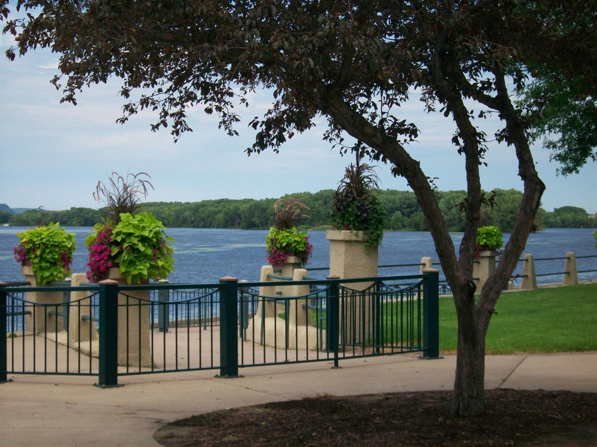 Radisson Hotel La Crosse gallery photo in La Crosse, WI — image 33