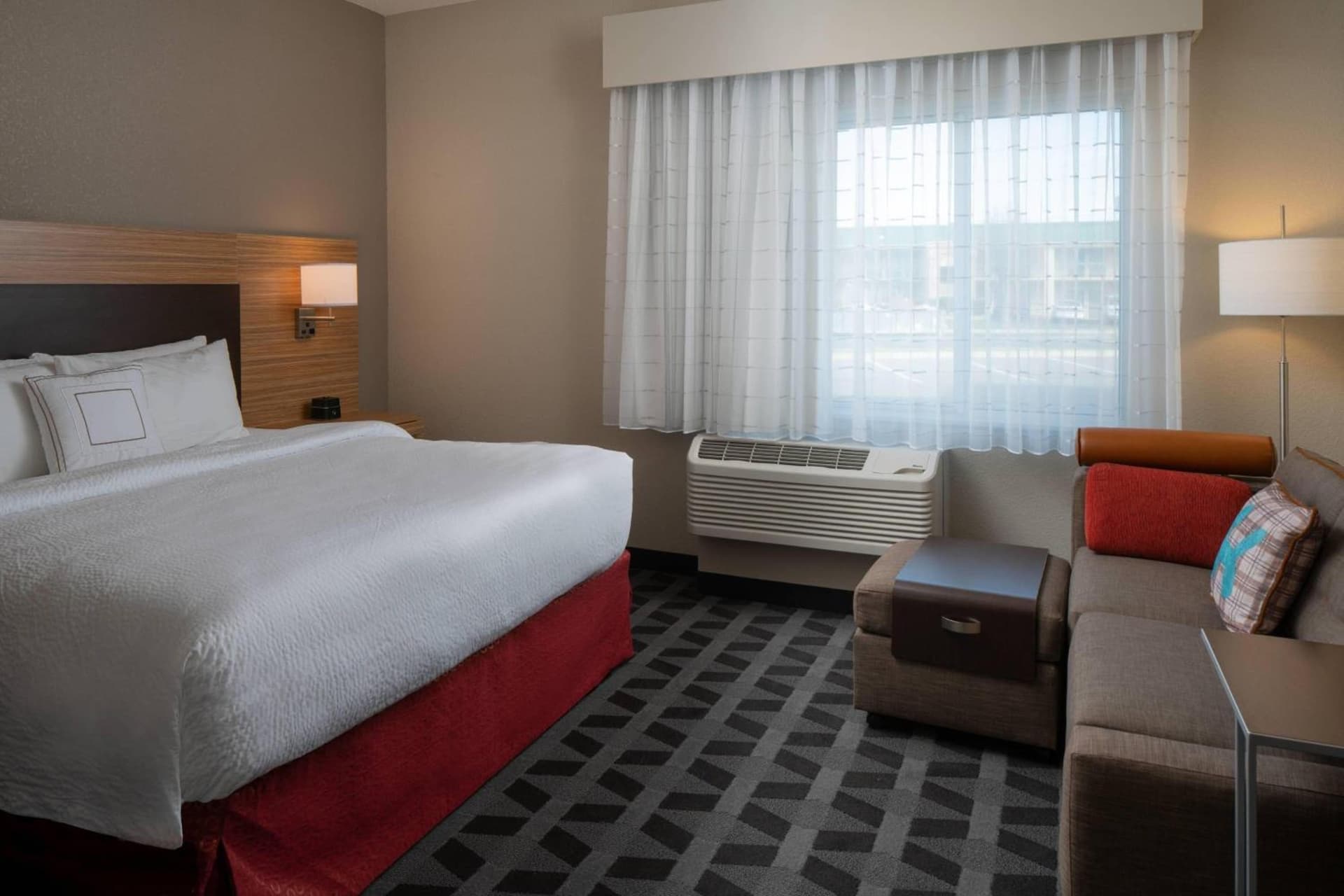 TownePlace by Marriott Suites Clarksville gallery photo in Clarksville, TN — image 25
