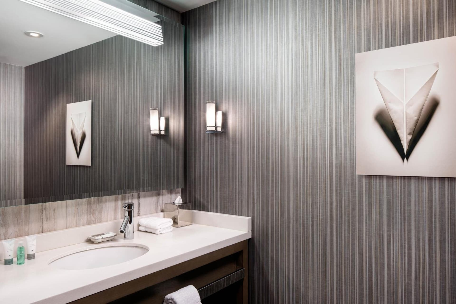 The Westin Cleveland Downtown - NEWLY RENOVATED gallery photo in Cleveland, OH — image 39
