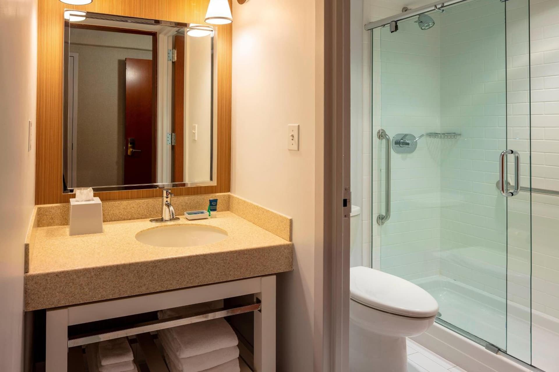 Four Points by Sheraton Norwood Conference Center gallery photo in Norwood — image 51