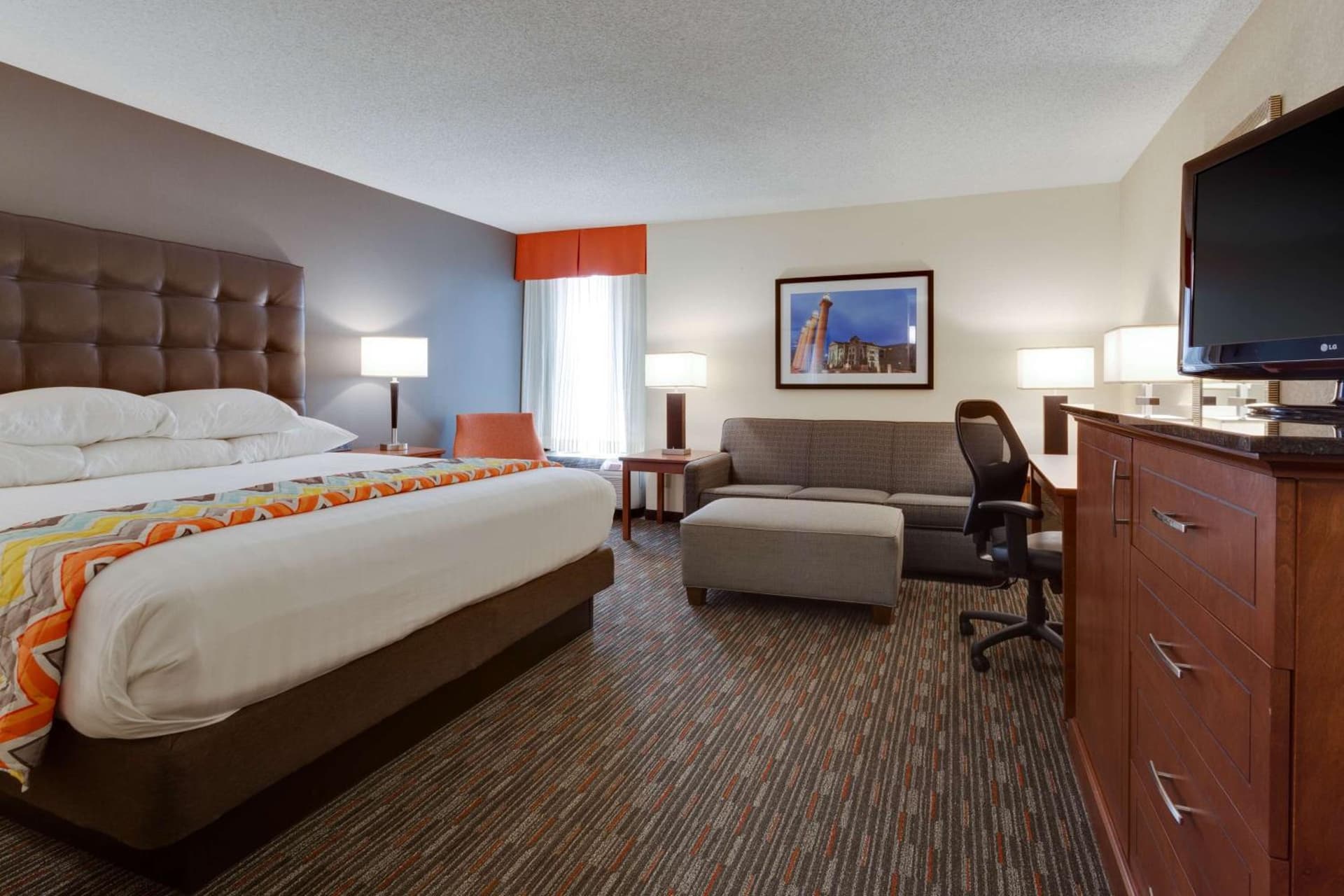 Drury Inn & Suites Columbia Stadium Boulevard gallery photo in Columbia, MO — image 4