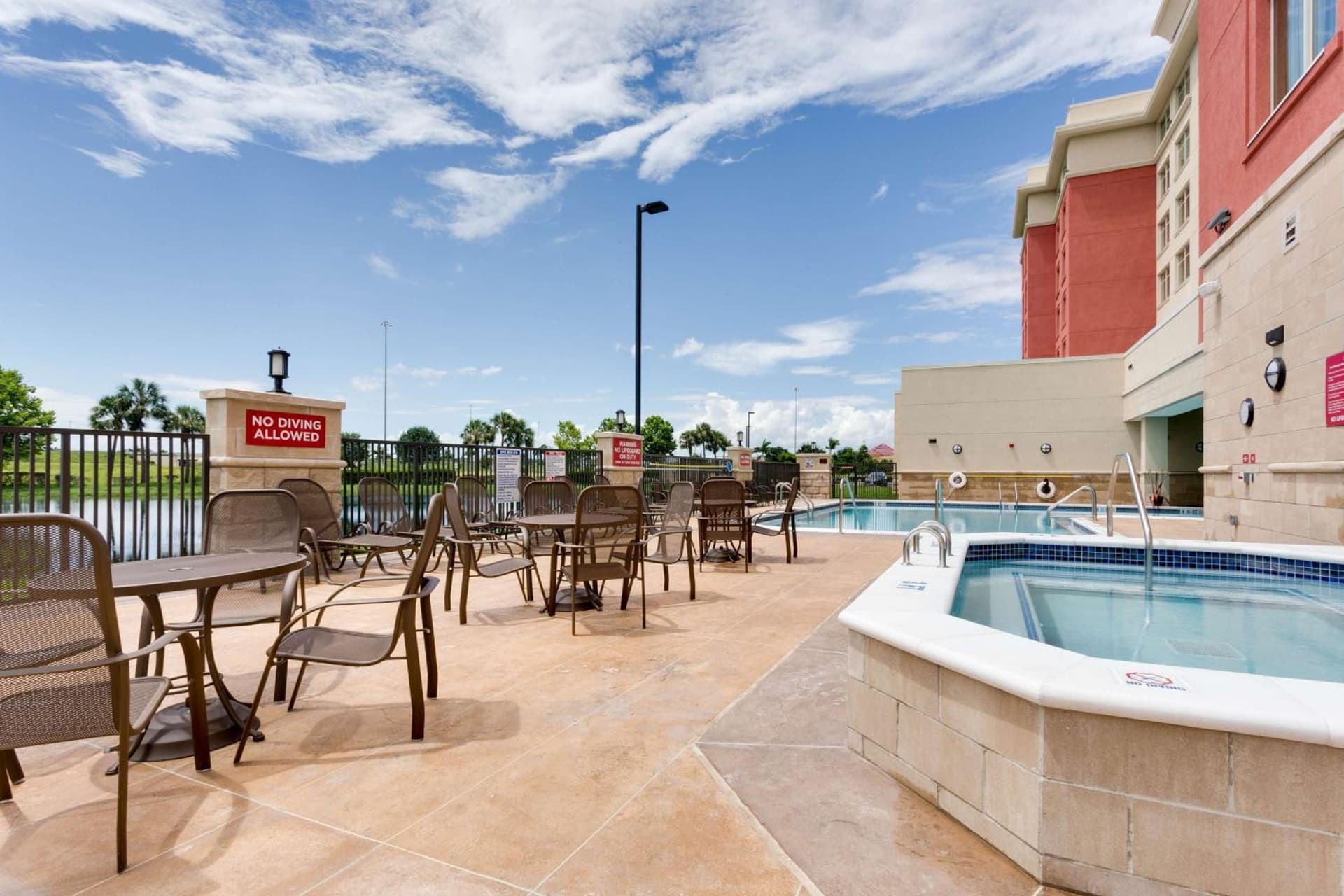Drury Inn & Suites Fort Myers Airport FGCU gallery photo in Fort Myers, FL — image 47