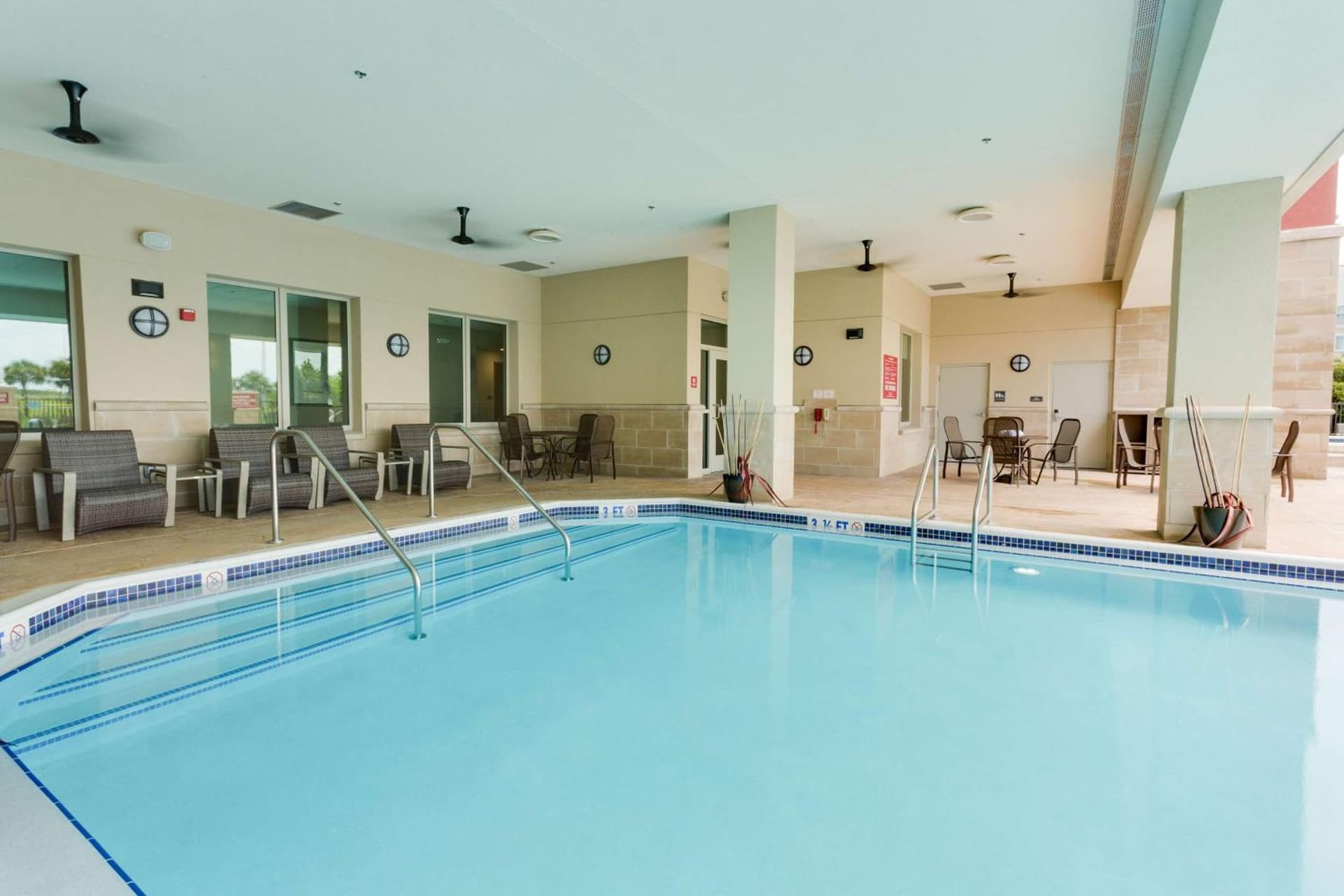 Drury Inn & Suites Fort Myers Airport FGCU gallery photo in Fort Myers, FL — image 42